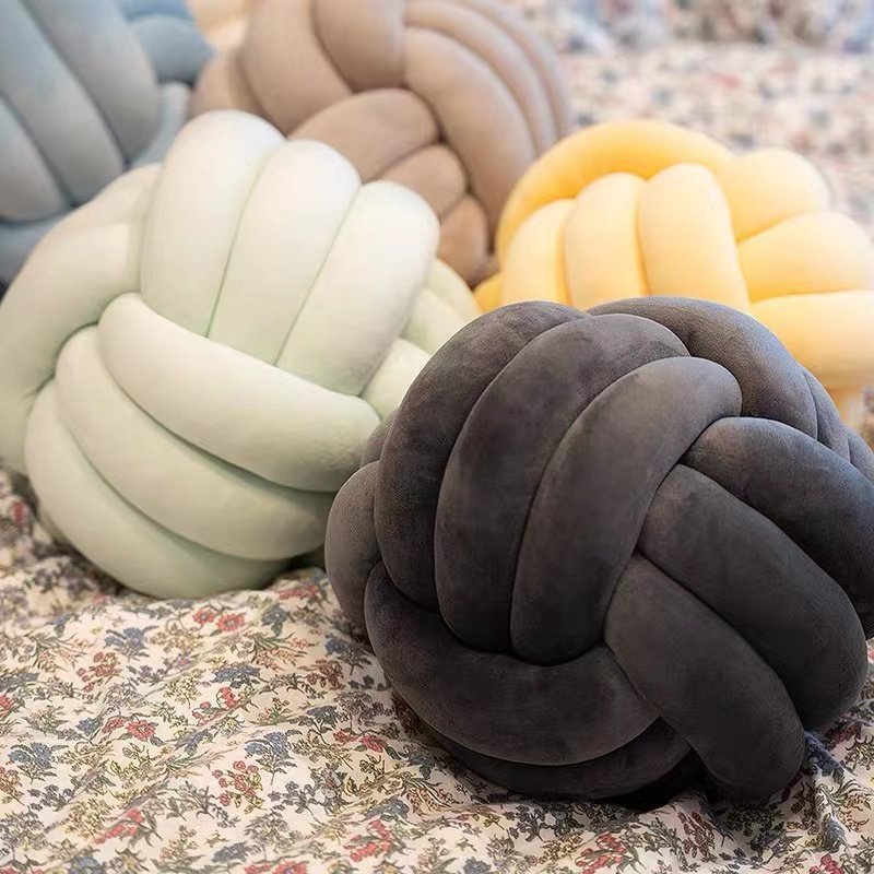 Knotted Ball Throw Pillow - CozyWhims 